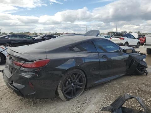 2024 Bmw M8, VIN WBSAE0C06RCP45163. Фото 3 з 6 з аукціону Copart. Каталог авто зі США OpenDataCar.