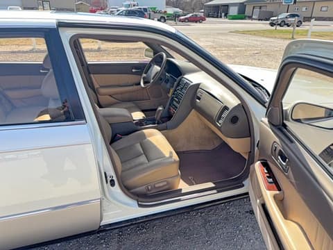 1992 Lexus LS 400, VIN JT8UF11E8N0141128. Фото 5 из 6 с аукциона Copart. Каталог авто из США OpenDataCar.