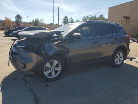 2013 Toyota RAV4, VIN JTMRFREV1DD035255. Фото 1 з 6 з аукціону Copart. Каталог авто зі США OpenDataCar.