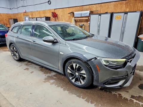 2018 Buick Regal TourX, VIN W04GV8SX1J1165067. Zdjęcie 4 z 6 z aukcji Copart. Katalog aut z USA OpenDataCar.