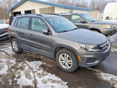 2015 Volkswagen Tiguan, VIN WVGBV7AX3FW550065. Zdjęcie 4 z 6 z aukcji Copart. Katalog aut z USA OpenDataCar.
