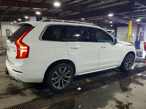 2016 Volvo XC90, VIN YV4A22PK4G1092121. Фото 3 з 6 з аукціону Copart. Каталог авто зі США OpenDataCar.