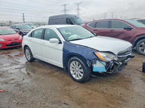 2013 Chrysler 200, VIN 1C3CCBBB4DN672901. Фото 4 з 6 з аукціону Copart. Каталог авто зі США OpenDataCar.