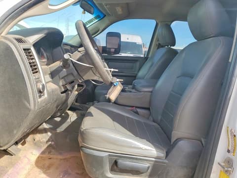 2018 Ram 3500, VIN 3C7WRTCL6JG362633. Фото 5 з 6 з аукціону Copart. Каталог авто зі США OpenDataCar.