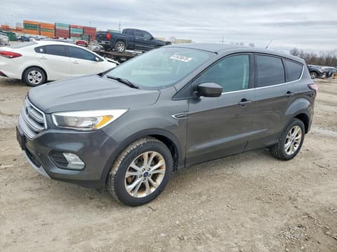 2017 Ford Escape, VIN 1FMCU9GD4HUD43697. Фото 1 из 6 с аукциона Copart. Каталог авто из США OpenDataCar.