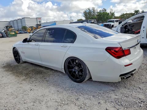 2014 Bmw 7 Series, VIN WBAYE8C58ED134987. Фото 2 з 6 з аукціону Copart. Каталог авто зі США OpenDataCar.