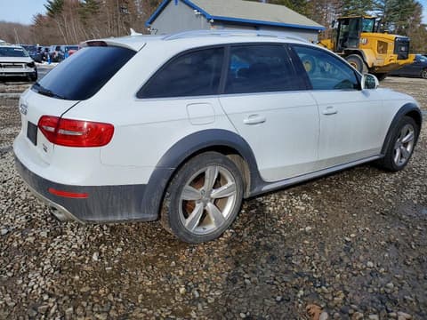 2016 Audi A4 allroad, VIN WA1UFAFL8G4008738. Фото 3 з 6 з аукціону Copart. Каталог авто зі США OpenDataCar.