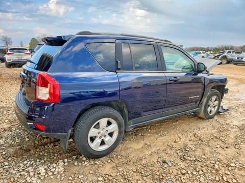 2016 Jeep Compass, VIN 1C4NJCBB3GD765158. Фото 3 з 6 з аукціону Copart. Каталог авто зі США OpenDataCar.