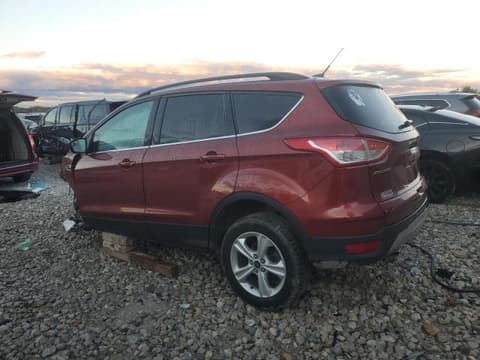 2015 Ford Escape, VIN 1FMCU9G9XFUA81824. Фото 2 з 6 з аукціону Copart. Каталог авто зі США OpenDataCar.