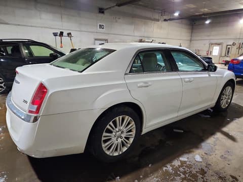2014 Chrysler 300, VIN 2C3CCARG1EH308800. Фото 3 з 6 з аукціону Copart. Каталог авто зі США OpenDataCar.