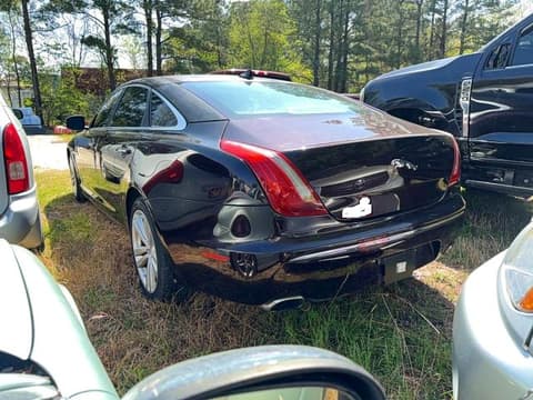 2015 Jaguar XJ-Series, VIN SAJWA2GZ8F8V80990. Фото 3 з 6 з аукціону Copart. Каталог авто зі США OpenDataCar.