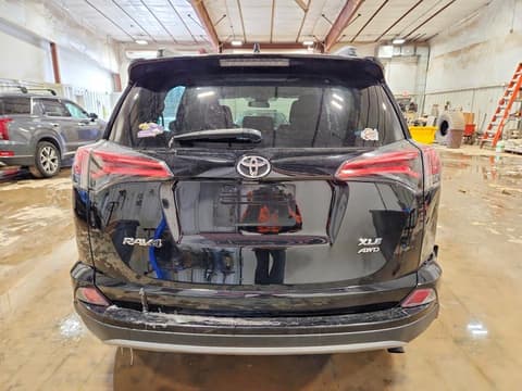 2018 Toyota RAV4, VIN 2T3RFREV5JW838763. Фото 6 з 6 з аукціону Copart. Каталог авто зі США OpenDataCar.