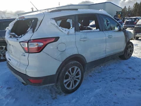 2018 Ford Escape, VIN 1FMCU9GD6JUC49228. Фото 3 з 6 з аукціону Copart. Каталог авто зі США OpenDataCar.