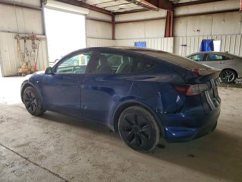 2024 Tesla Model Y, VIN 7SAYGAEE2RF211789. Фото 2 з 6 з аукціону Copart. Каталог авто зі США OpenDataCar.