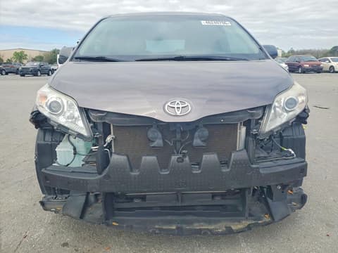2017 Toyota Sienna, VIN 5TDYZ3DC3HS865598. Фото 5 з 6 з аукціону Copart. Каталог авто зі США OpenDataCar.