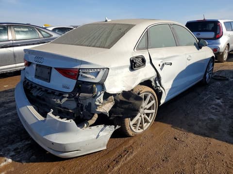 2015 Audi A3, VIN WAUEFGFF1F1085486. Фото 3 из 6 с аукциона Copart. Каталог авто из США OpenDataCar.