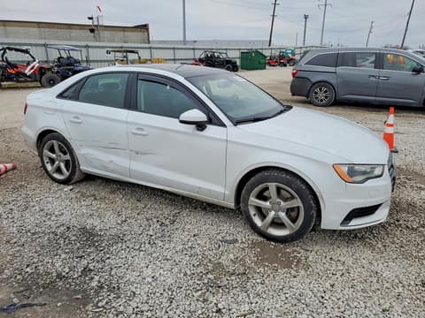 2015 Audi A3, VIN WAUBFGFF7F1009080. Фото 4 з 6 з аукціону Copart. Каталог авто зі США OpenDataCar.