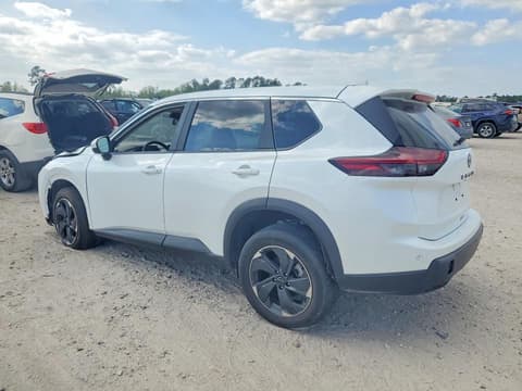 2025 Nissan Rogue, VIN 5N1BT3BA7SC763895. Фото 2 з 6 з аукціону Copart. Каталог авто зі США OpenDataCar.