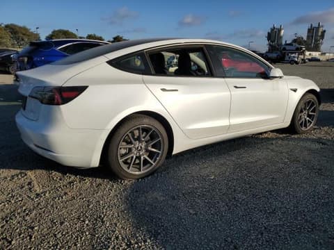 2022 Tesla Model 3, VIN 5YJ3E1EB8NF249153. Фото 3 з 6 з аукціону Copart. Каталог авто зі США OpenDataCar.