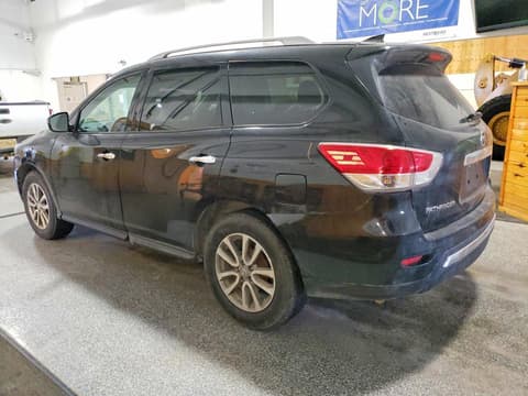 2015 Nissan Pathfinder, VIN 5N1AR2MM1FC629885. Фото 2 из 6 с аукциона Copart. Каталог авто из США OpenDataCar.