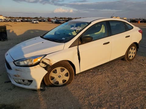 2018 Ford Focus, VIN 1FADP3E23JL225883. Фото 1 из 6 с аукциона Copart. Каталог авто из США OpenDataCar.