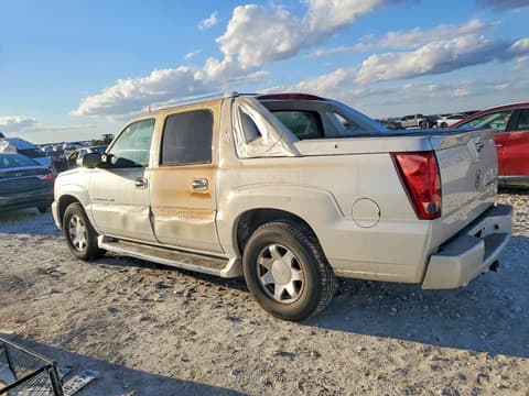 2002 Cadillac Escalade EXT, VIN 3GYEK63N02G335553. Фото 2 из 6 с аукциона Copart. Каталог авто из США OpenDataCar.