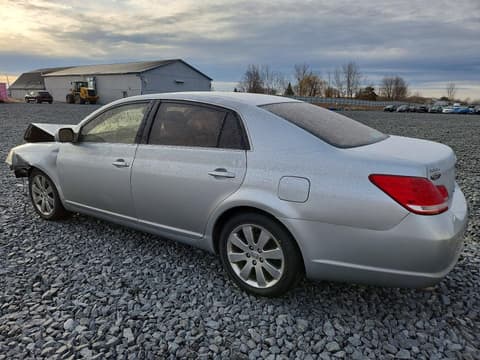 2007 Toyota Avalon, VIN 4T1BK36B77U217296. Фото 2 з 6 з аукціону Copart. Каталог авто зі США OpenDataCar.
