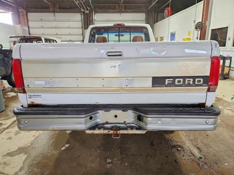 1994 Ford F-150 Lightning, VIN 1FTEF14N1RLB10048. Фото 6 з 6 з аукціону Copart. Каталог авто зі США OpenDataCar.