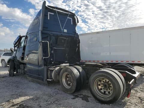 2024 Volvo VNL, VIN 4V4NC9EJ1RN659471. Фото 3 з 6 з аукціону Copart. Каталог авто зі США OpenDataCar.