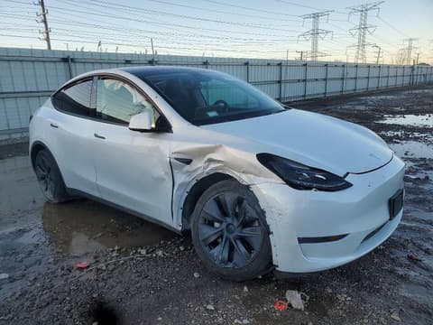 2024 Tesla Model Y, VIN 7SAYGDEDXRF131536. Фото 4 з 6 з аукціону Copart. Каталог авто зі США OpenDataCar.