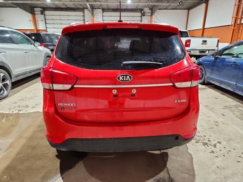 2015 Kia Rondo, VIN KNAHU8A32F7077416. Фото 6 з 6 з аукціону Copart. Каталог авто зі США OpenDataCar.