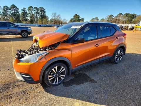 2019 Nissan Kicks, VIN 3N1CP5CU3KL519038. Фото 1 з 6 з аукціону Copart. Каталог авто зі США OpenDataCar.