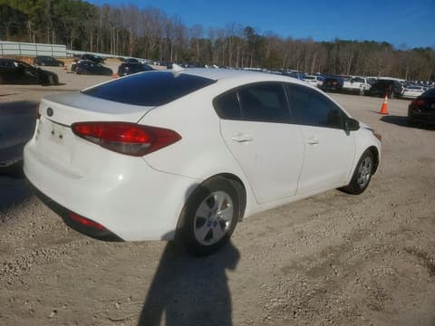 2017 Kia Forte, VIN 3KPFK4A76HE117883. Фото 3 з 6 з аукціону Copart. Каталог авто зі США OpenDataCar.