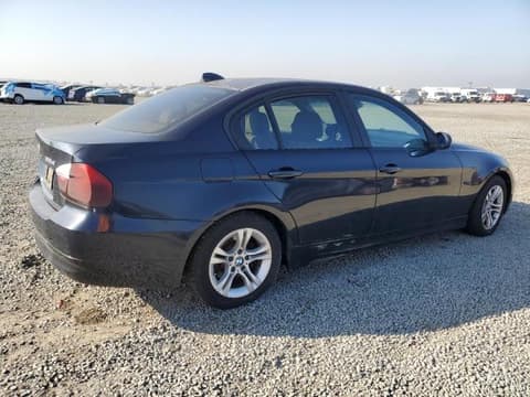 2006 Bmw 3 Series, VIN WBAVD13576KV06331. Фото 3 з 6 з аукціону Copart. Каталог авто зі США OpenDataCar.