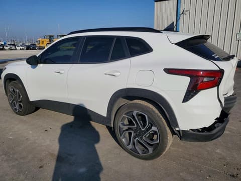 2025 Chevrolet Trax, VIN KL77LJEP0SC058822. Фото 2 з 6 з аукціону Copart. Каталог авто зі США OpenDataCar.