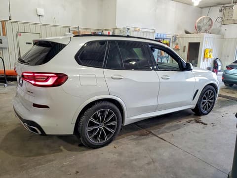 2021 Bmw X5, VIN 5UXCR6C06M9F35399. Zdjęcie 3 z 6 z aukcji Copart. Katalog aut z USA OpenDataCar.
