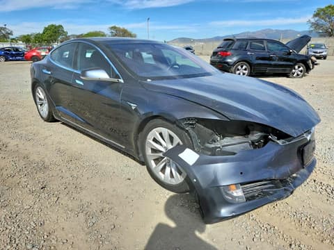 2018 Tesla Model S, VIN 5YJSA1E23JF261860. Фото 4 з 6 з аукціону Copart. Каталог авто зі США OpenDataCar.