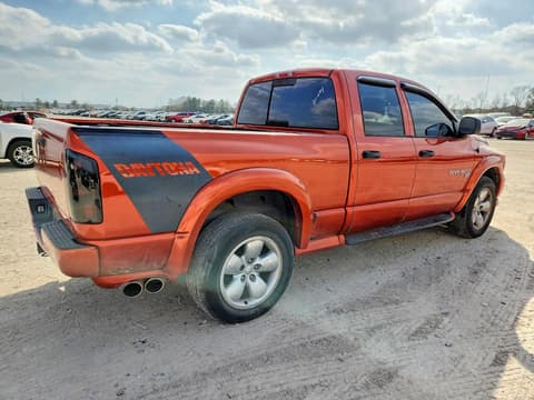 2005 Dodge Ram 1500, VIN 1D7HU18D65J640029. Фото 3 из 6 с аукциона Copart. Каталог авто из США OpenDataCar.