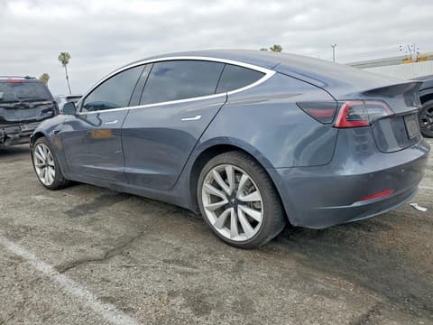 2018 Tesla Model 3, VIN 5YJ3E1EA2JF158672. Фото 2 з 6 з аукціону Copart. Каталог авто зі США OpenDataCar.