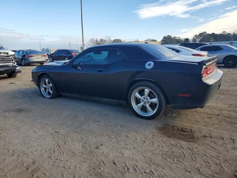 2014 Dodge Challenger, VIN 2C3CDYBT1EH101899. Фото 2 з 6 з аукціону Copart. Каталог авто зі США OpenDataCar.