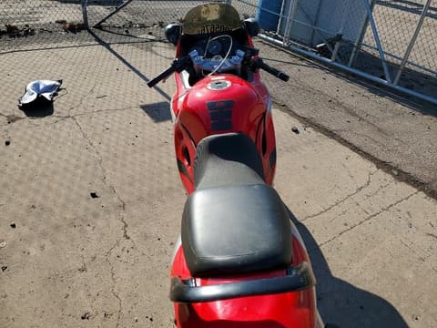 2005 Suzuki GSX600, VIN JS1GN79A452101102. Zdjęcie 6 z 6 z aukcji Copart. Katalog aut z USA OpenDataCar.