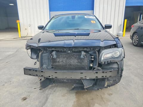 2018 Chrysler 300, VIN 2C3CCAAG1JH256199. Фото 5 з 6 з аукціону Copart. Каталог авто зі США OpenDataCar.