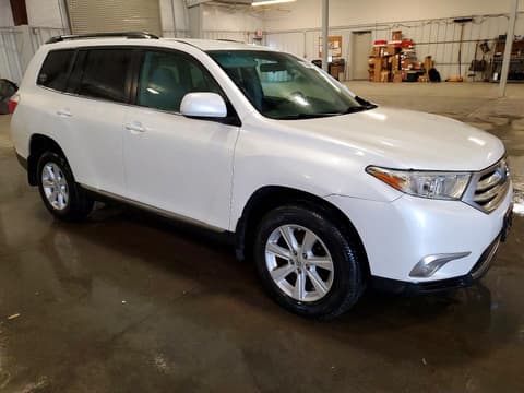 2011 Toyota Highlander, VIN 5TDBK3EHXBS093001. Фото 4 з 6 з аукціону Copart. Каталог авто зі США OpenDataCar.