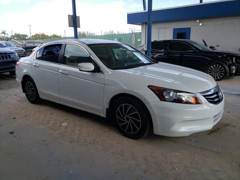 2011 Honda Accord, VIN 1HGCP2F31BA106686. Фото 4 з 6 з аукціону Copart. Каталог авто зі США OpenDataCar.