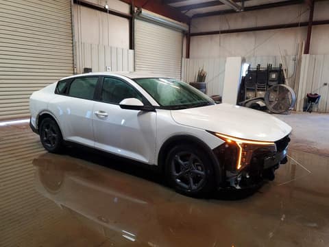 2025 Kia K4, VIN 3KPFT4DE9SE061937. Фото 4 з 6 з аукціону Copart. Каталог авто зі США OpenDataCar.