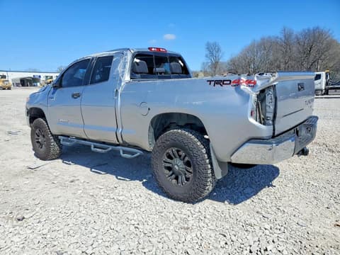 2016 Toyota Tundra, VIN 5TFUW5F11GX503180. Фото 2 з 6 з аукціону Copart. Каталог авто зі США OpenDataCar.