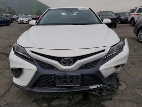 2020 Toyota Camry, VIN 4T1G11AK7LU975489. Фото 5 з 6 з аукціону Copart. Каталог авто зі США OpenDataCar.