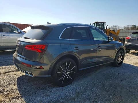 2018 Audi SQ5, VIN WA1A4AFYXJ2164772. Фото 3 из 6 с аукциона Copart. Каталог авто из США OpenDataCar.