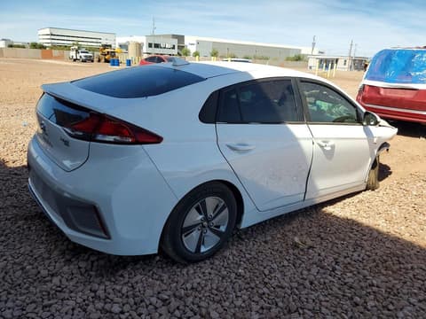 2020 Hyundai Ioniq Hybrid, VIN KMHC65LC6LU213686. Фото 3 из 6 с аукциона Copart. Каталог авто из США OpenDataCar.