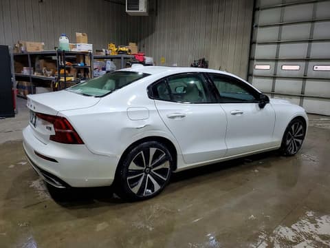 2022 Volvo S60, VIN 7JRL12TZ8NG178092. Фото 3 з 6 з аукціону Copart. Каталог авто зі США OpenDataCar.